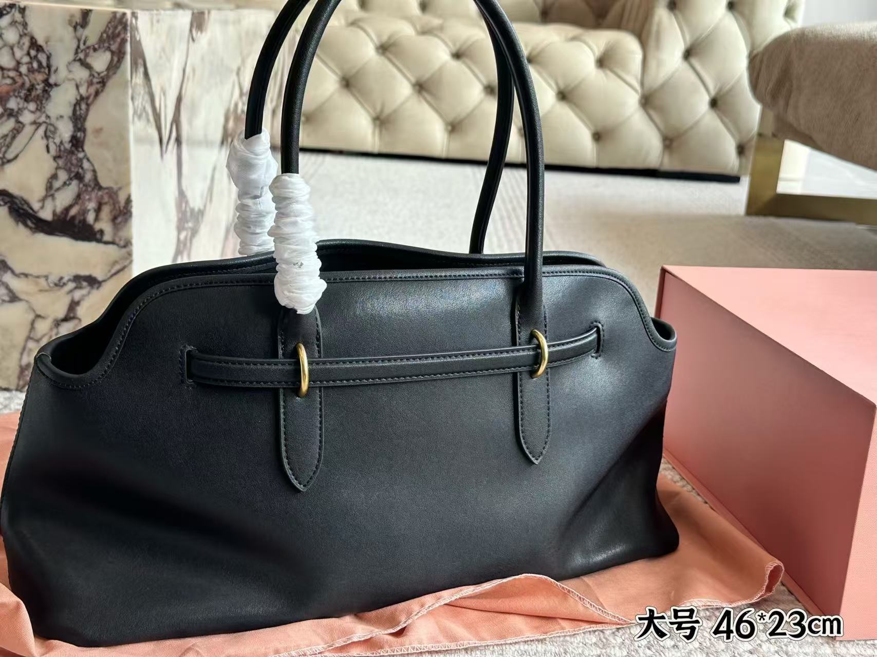 MIUMIU Aventure shell bag