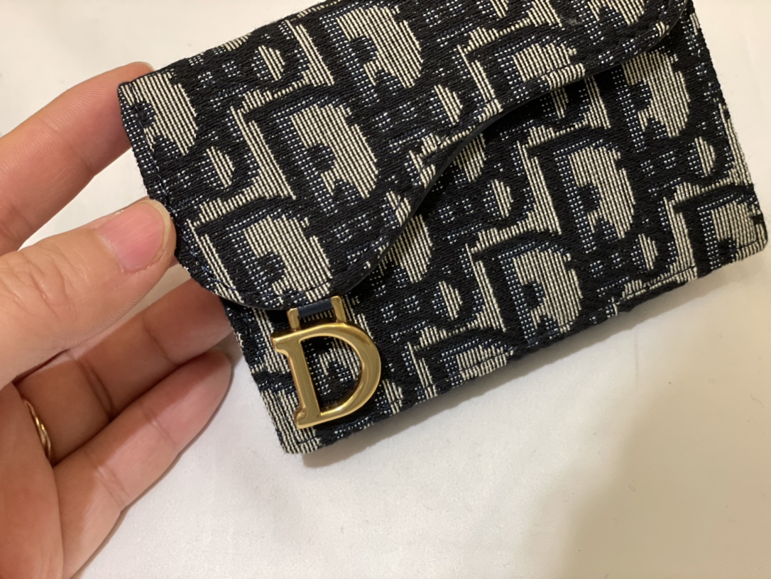 Gucci card holder wallet