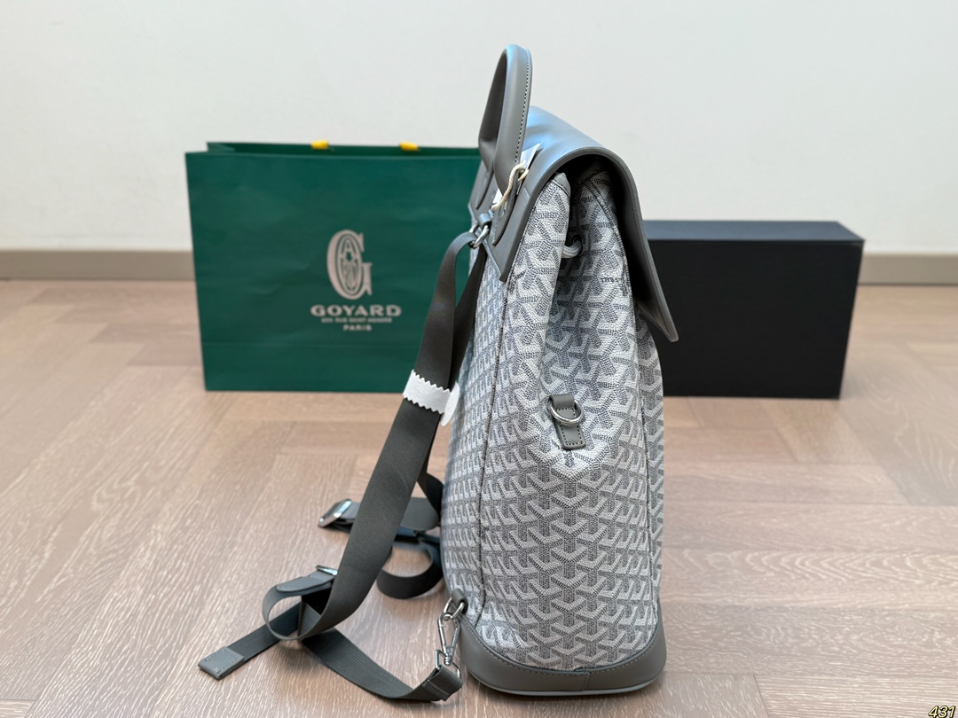 Goyard shoulder backpack
