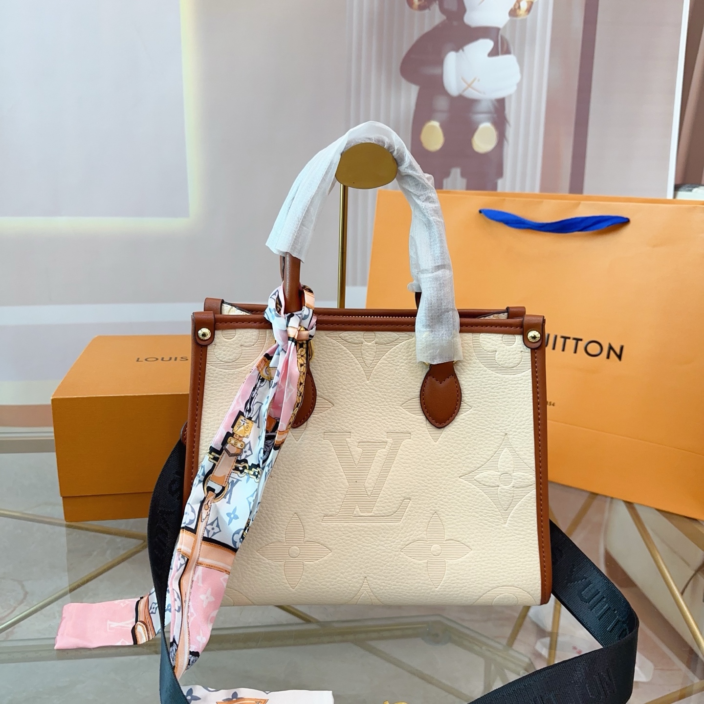 Louis Vuitton ONTHEGO Tote bag