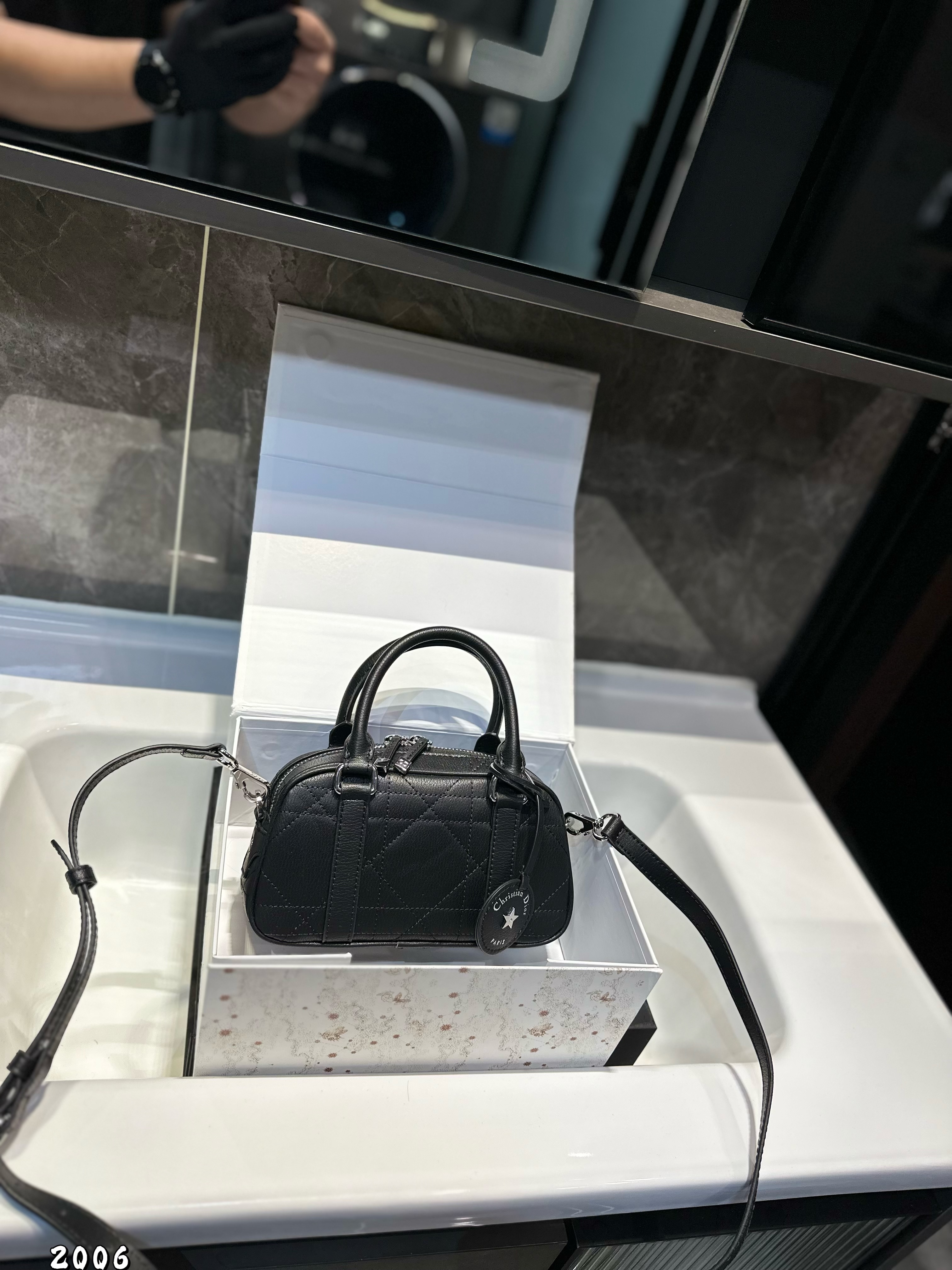 DIOR VibeEast West handbag
