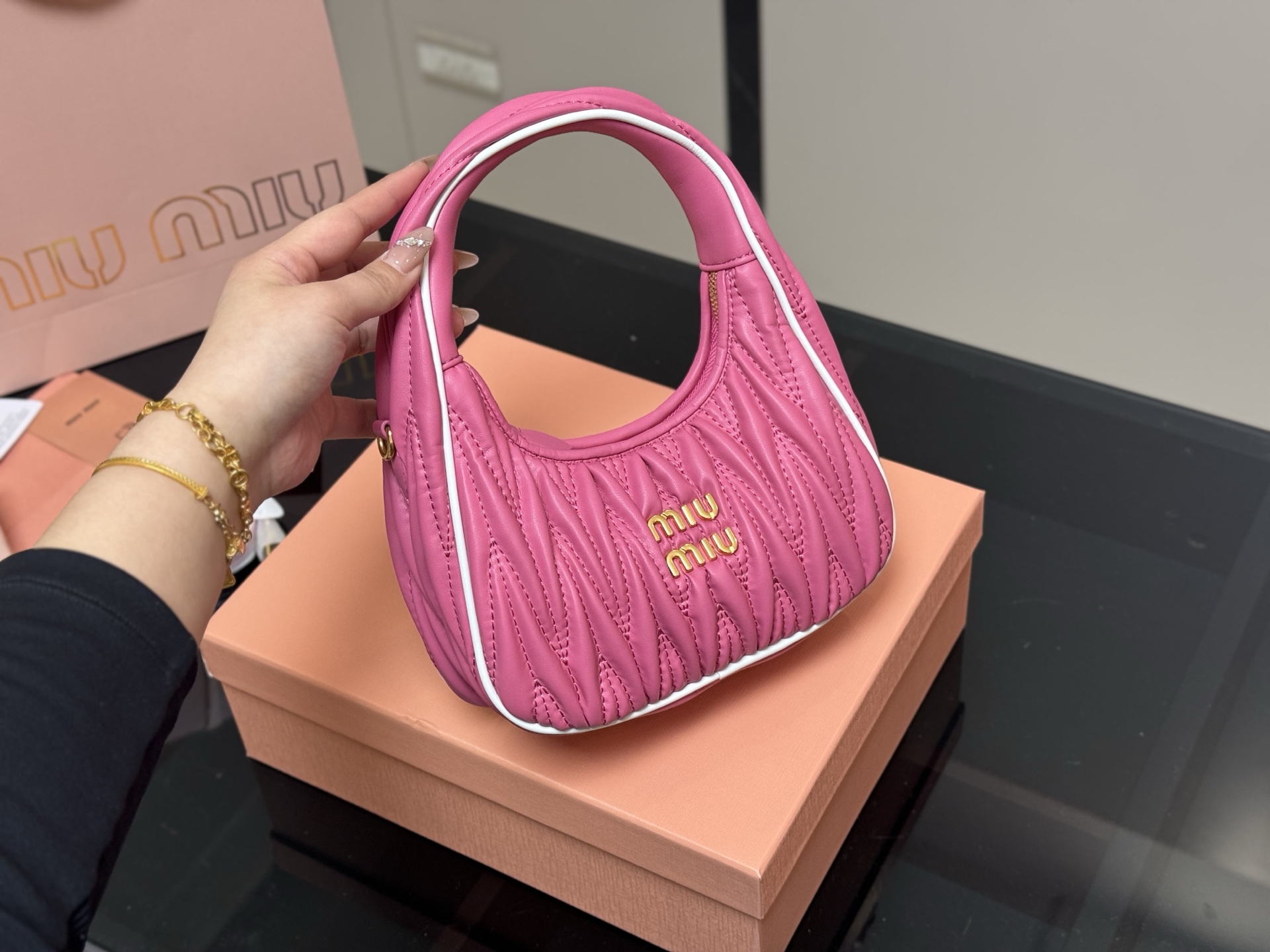MIUMIU wander bag