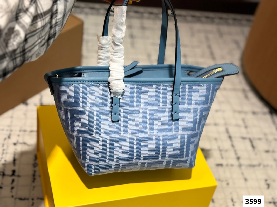 Fendi ROl vegetable basket bag