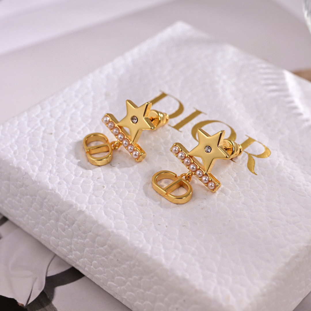 Dior letter earrings