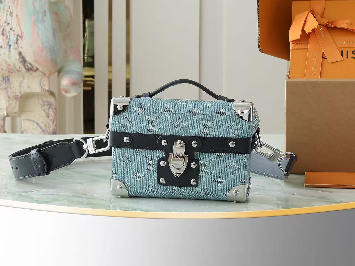 The top version of LV Soul Trunk handbag