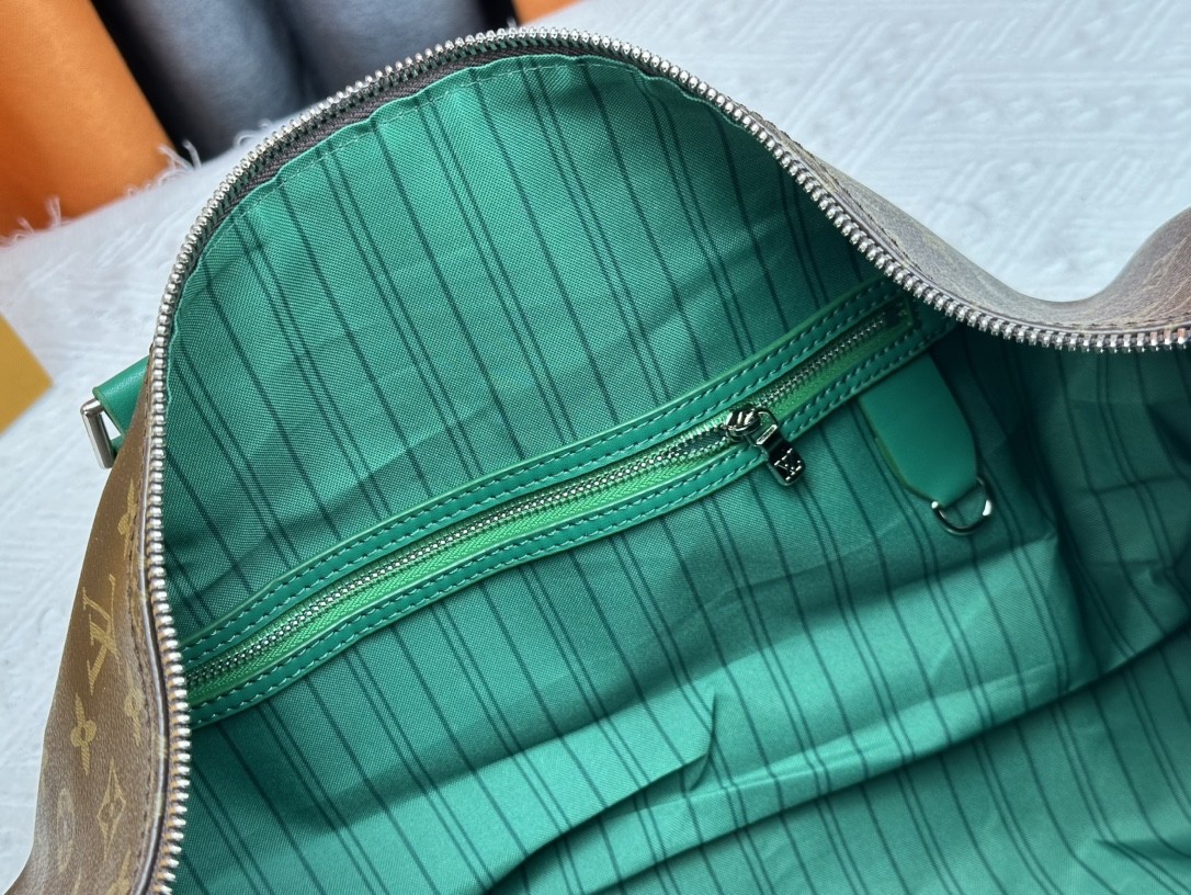 LV neverfull bag