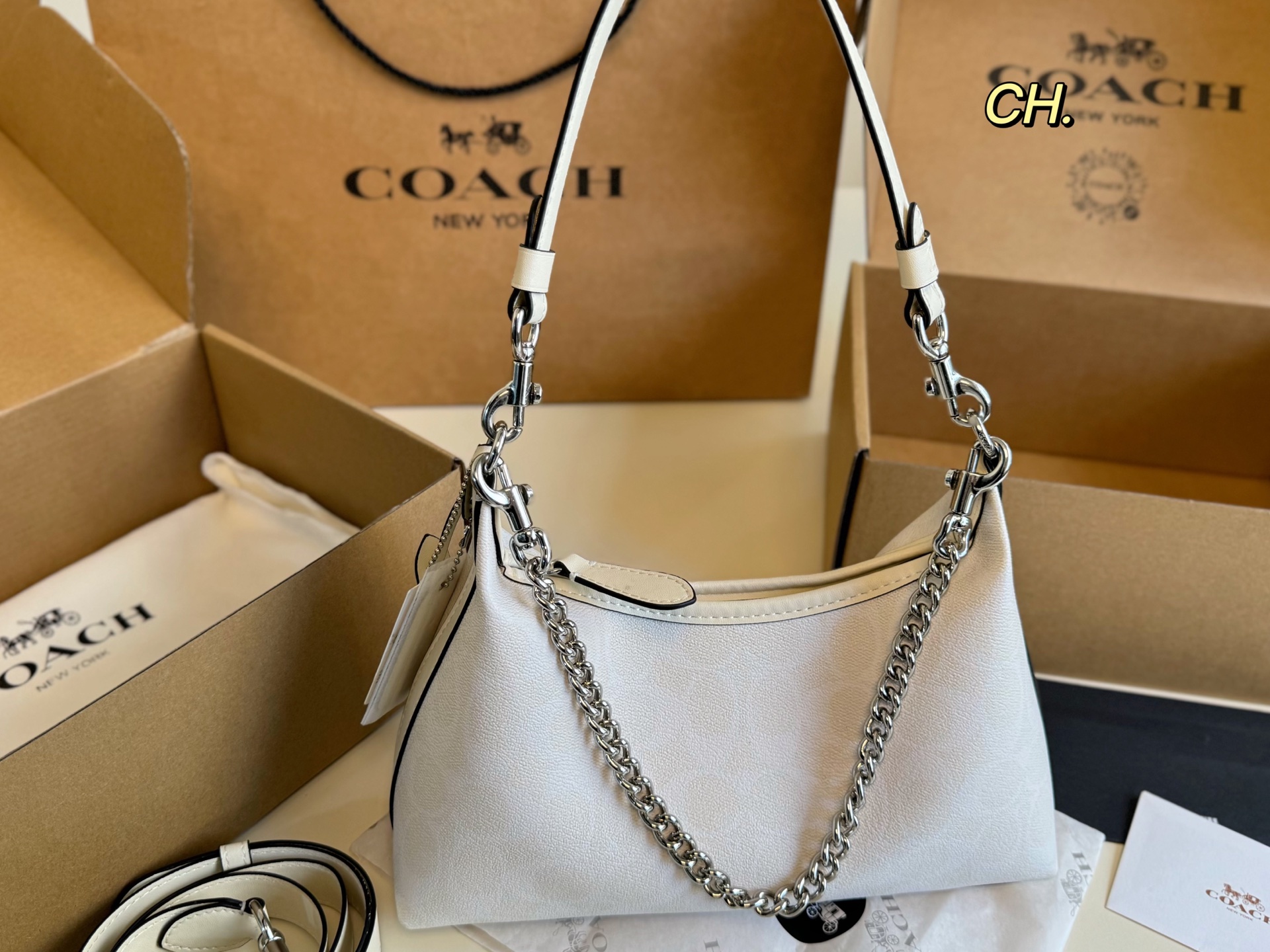COACH juliet chain underarm bag