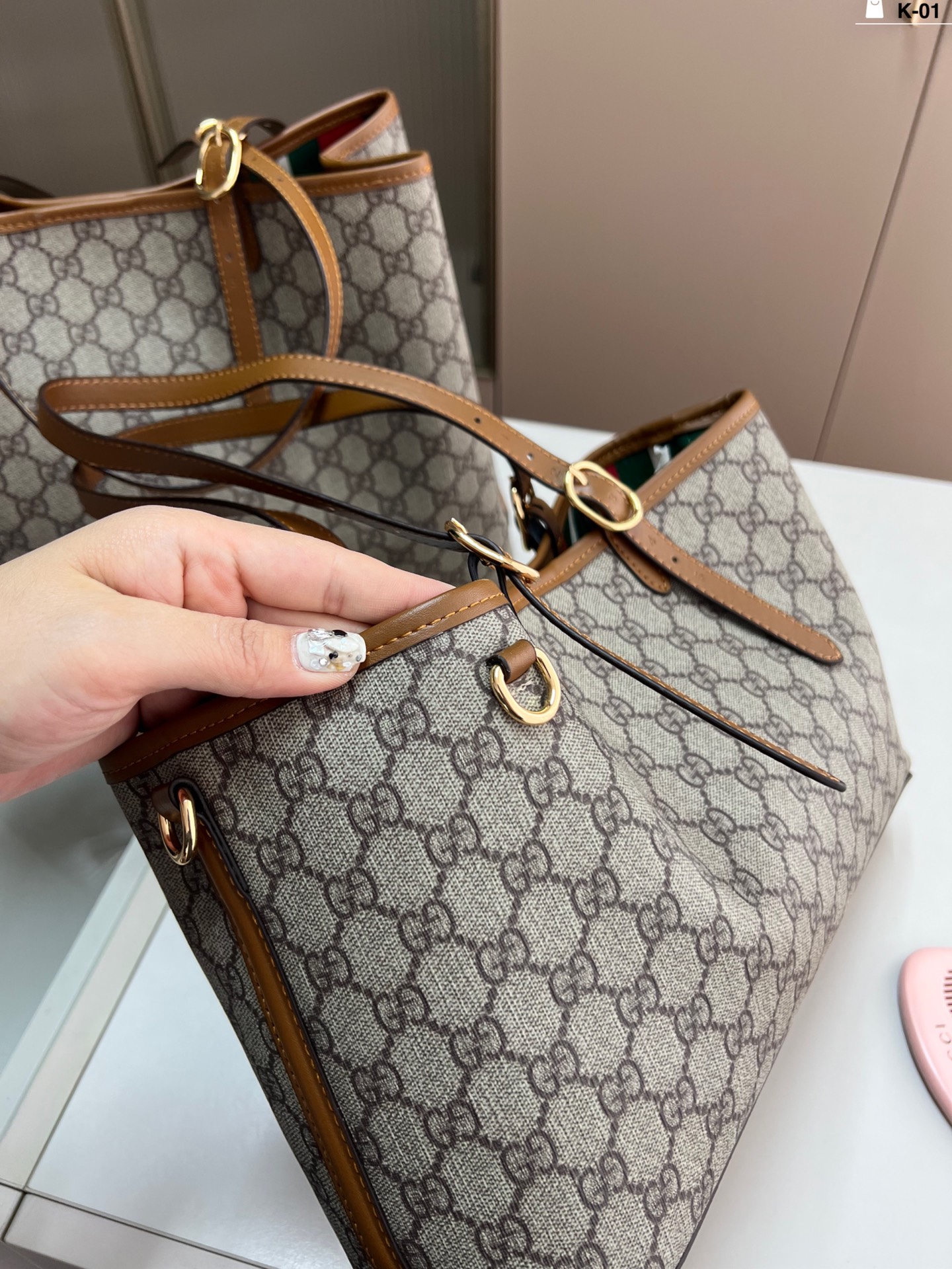 Gucci tote bag
