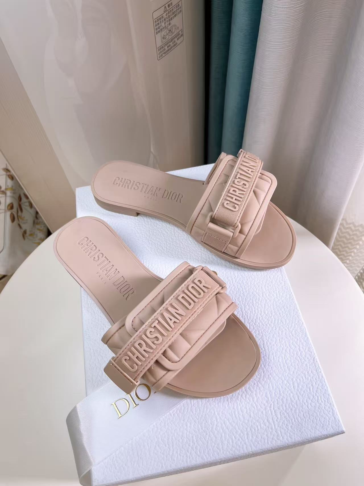 DIOR Dioract beach shoes