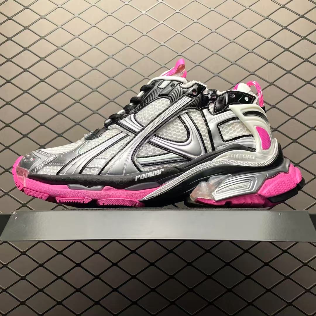 Balenciaga Runner retro shoes