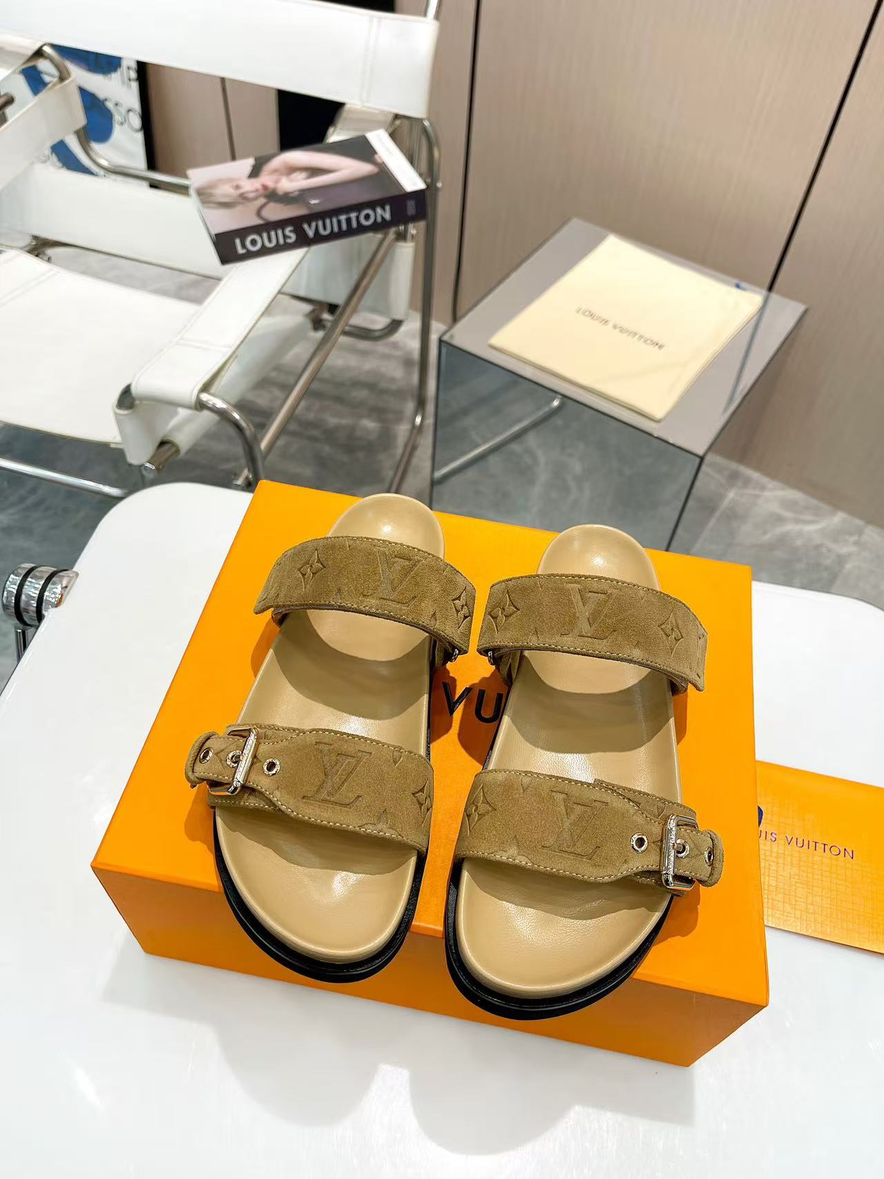 LV embossed logo slippers