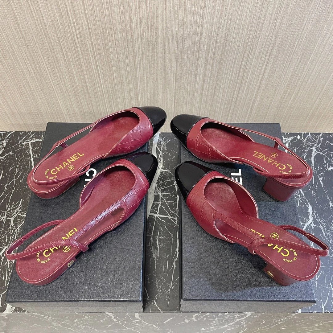 Chanel Designer spring and summer classic colorblock side dart sandals