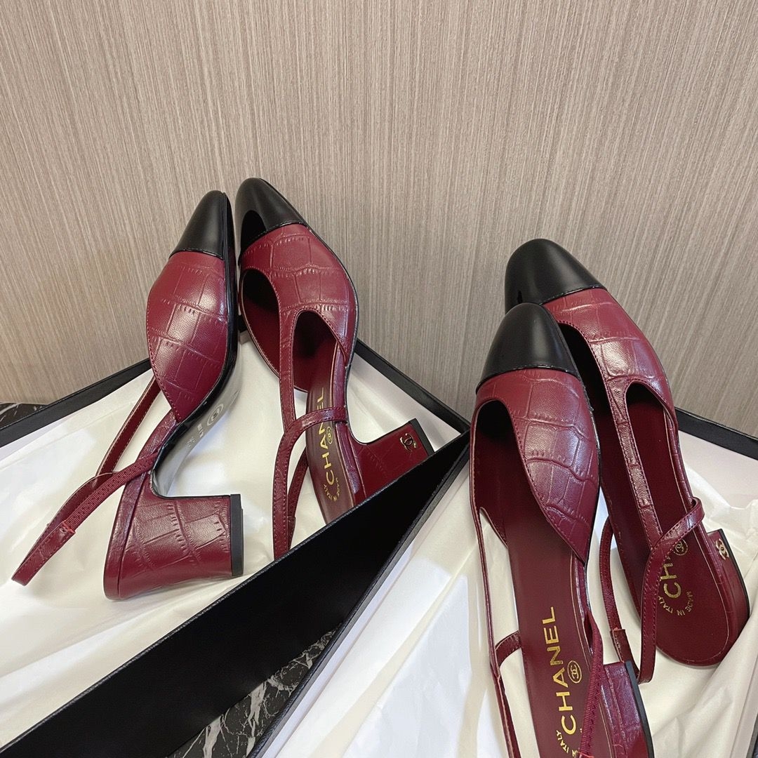 Chanel Designer spring and summer classic colorblock side dart sandals