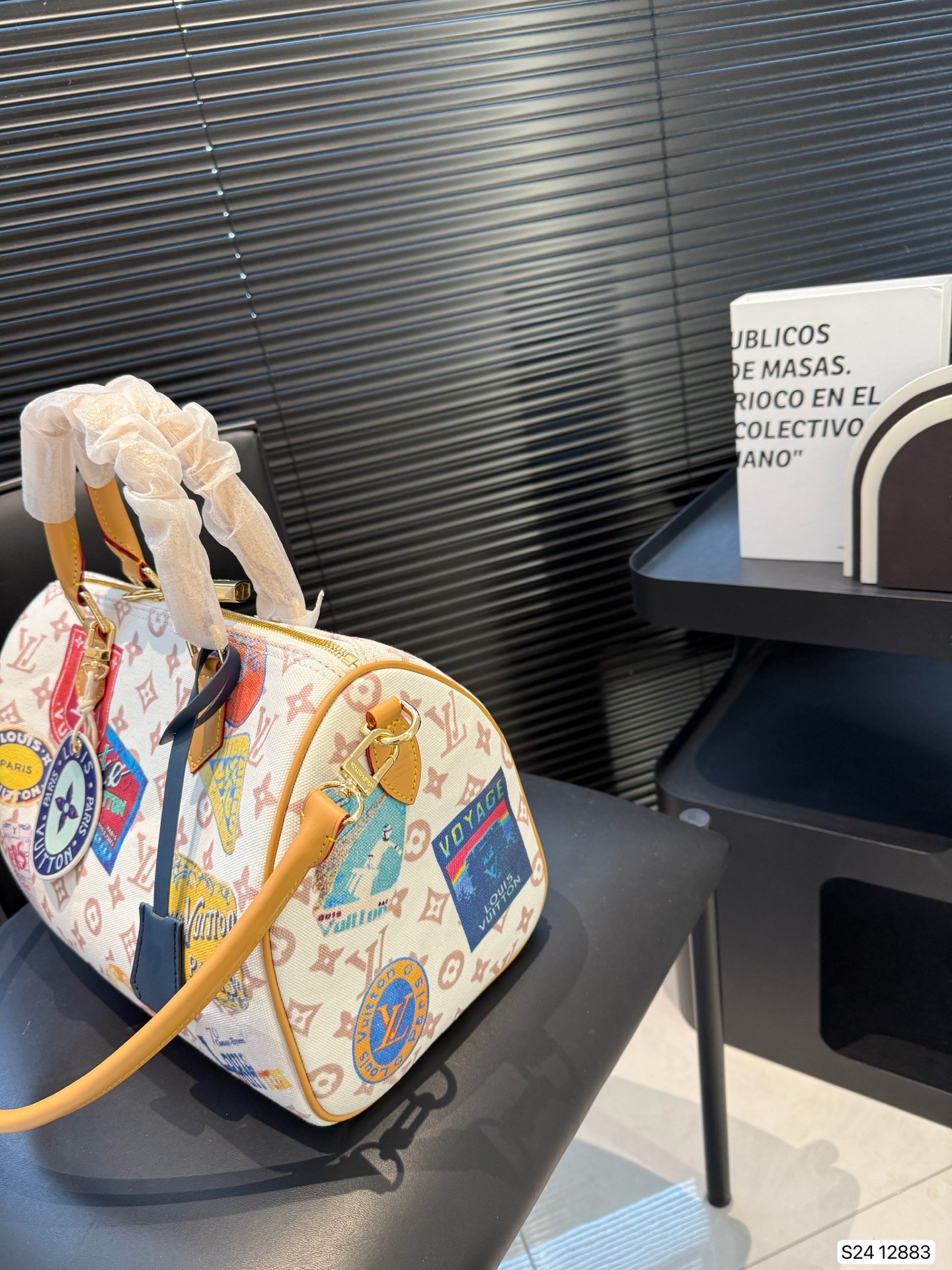 LV speedy shoulder bag 30cm