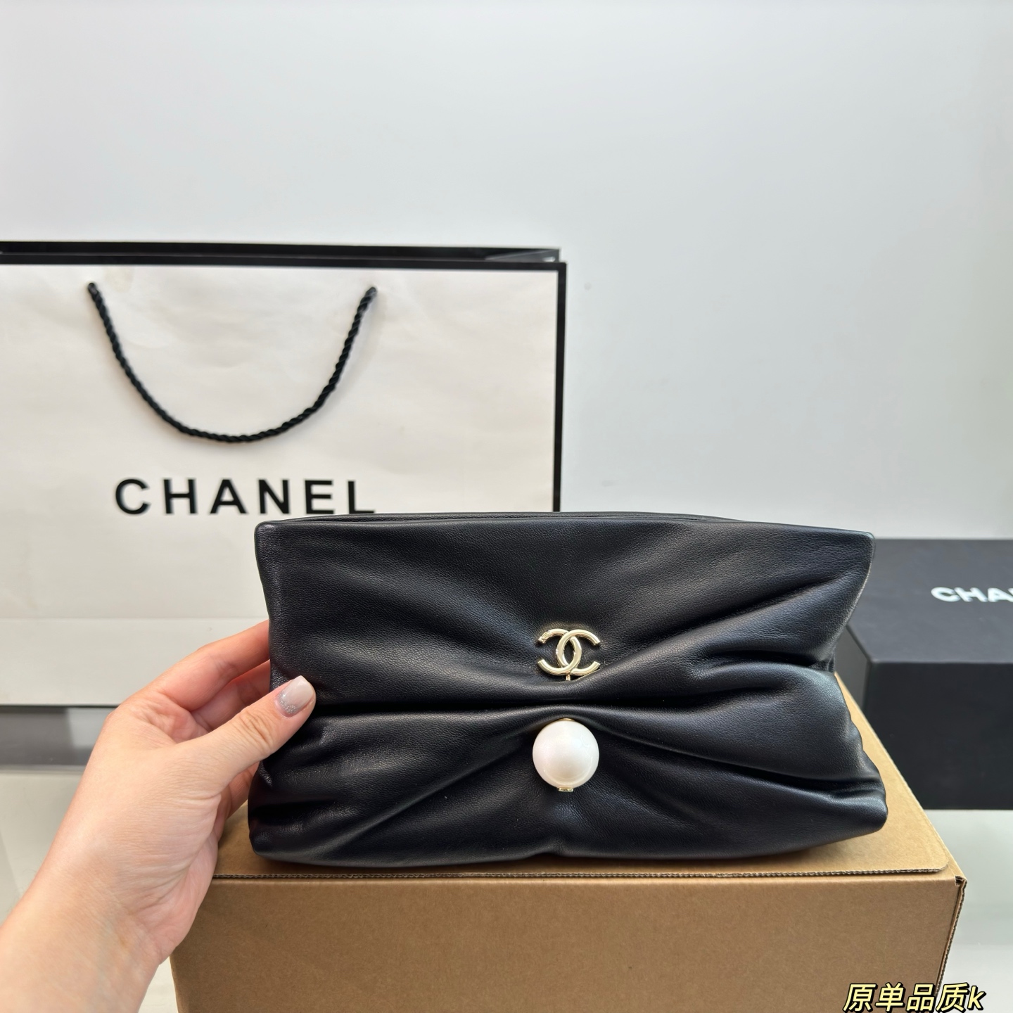 Chanel 25S Pearl bracelet bag