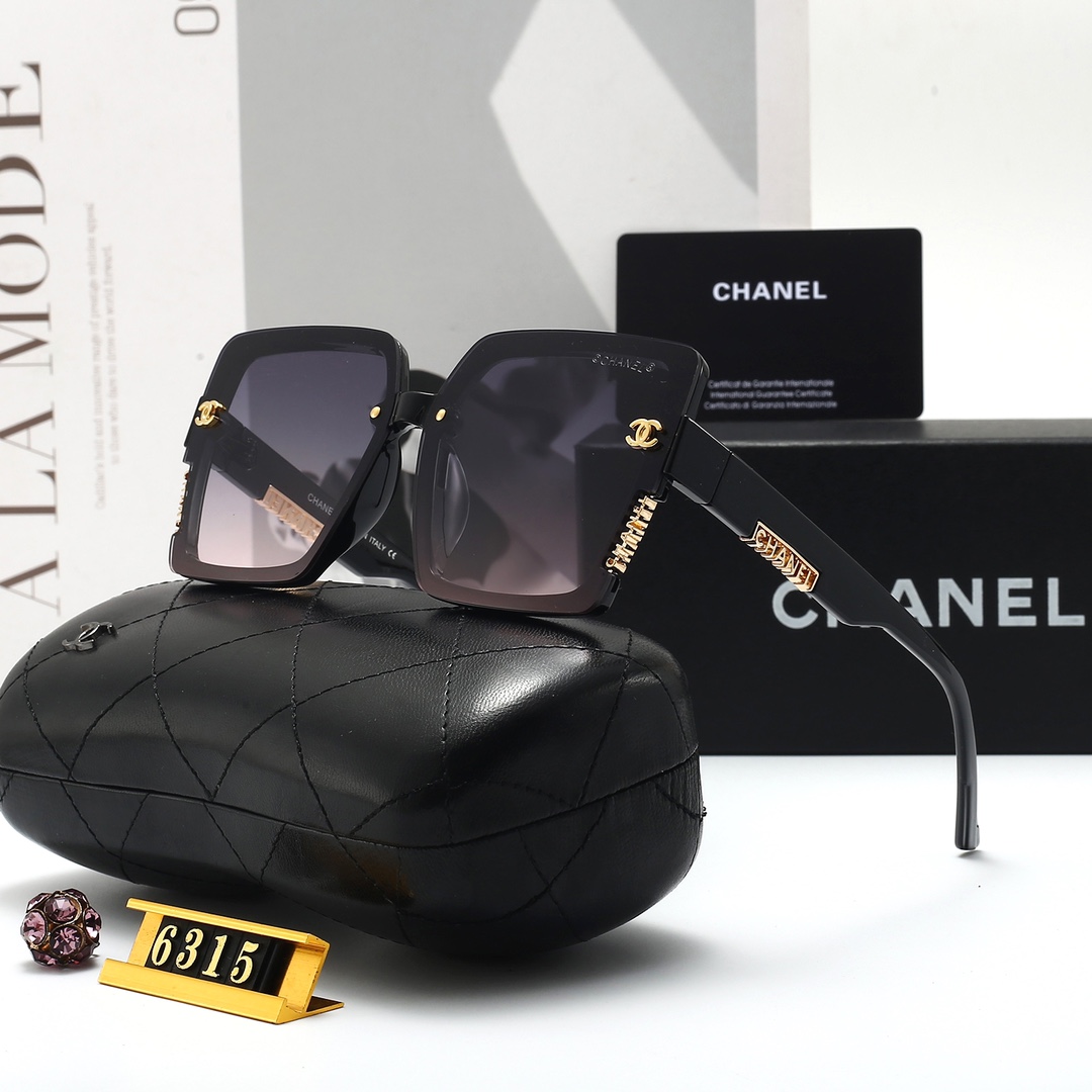 Chanel Fashionable sunglasses