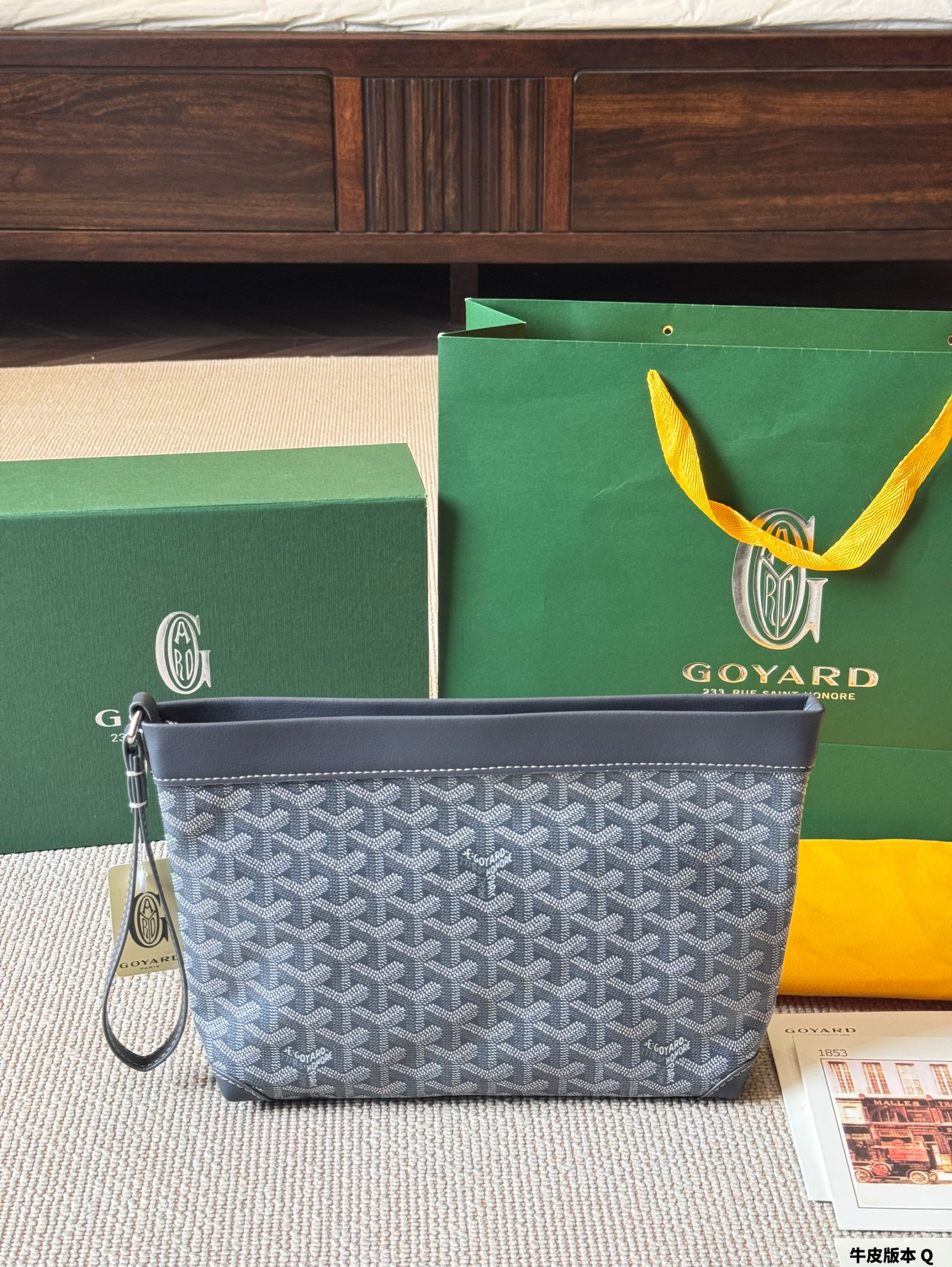 Govard CONTI clutch bag
