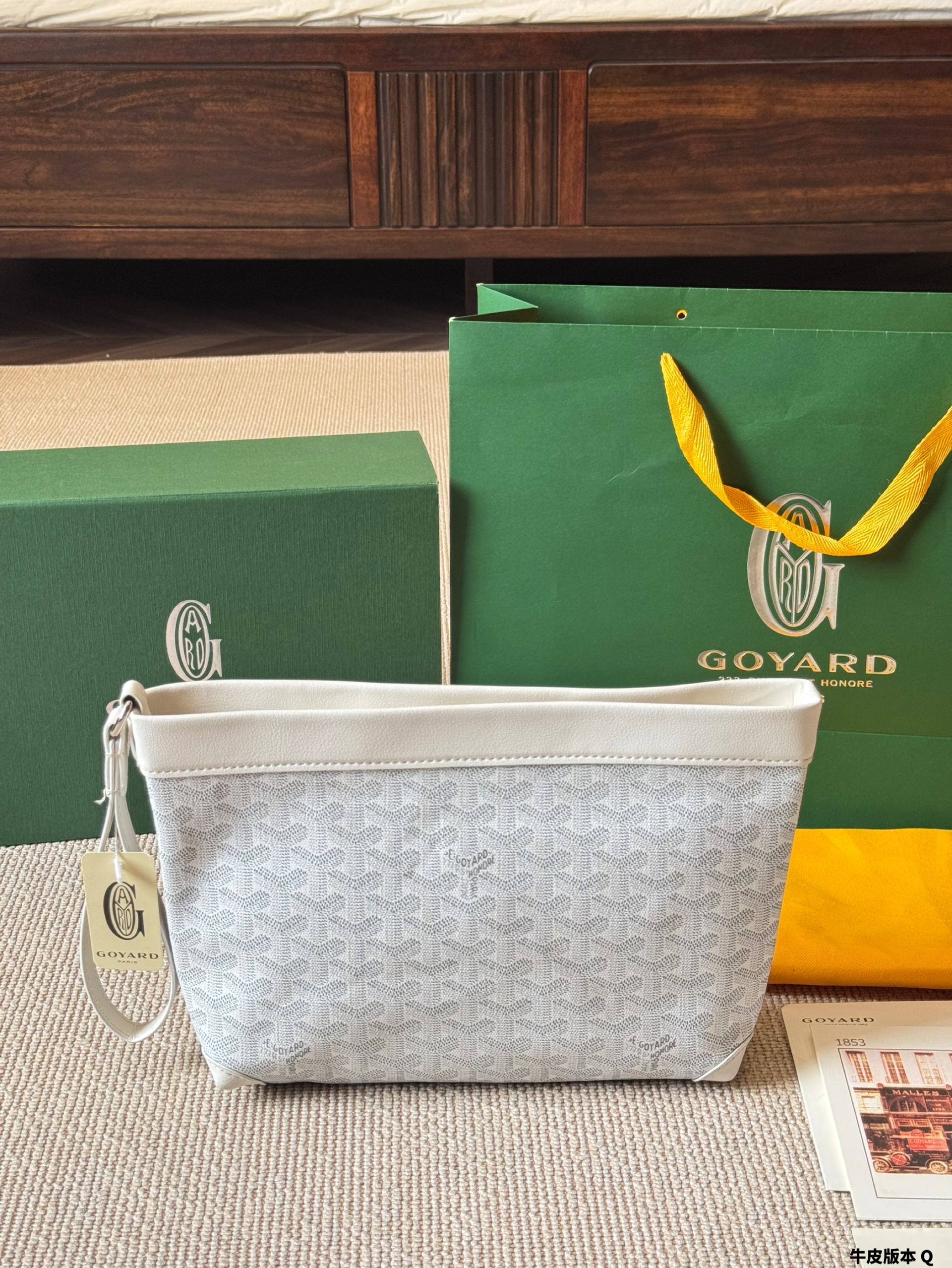 Govard CONTI clutch bag
