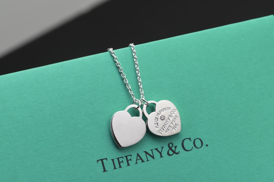 Tiffany Necklace Return to TiffanyM