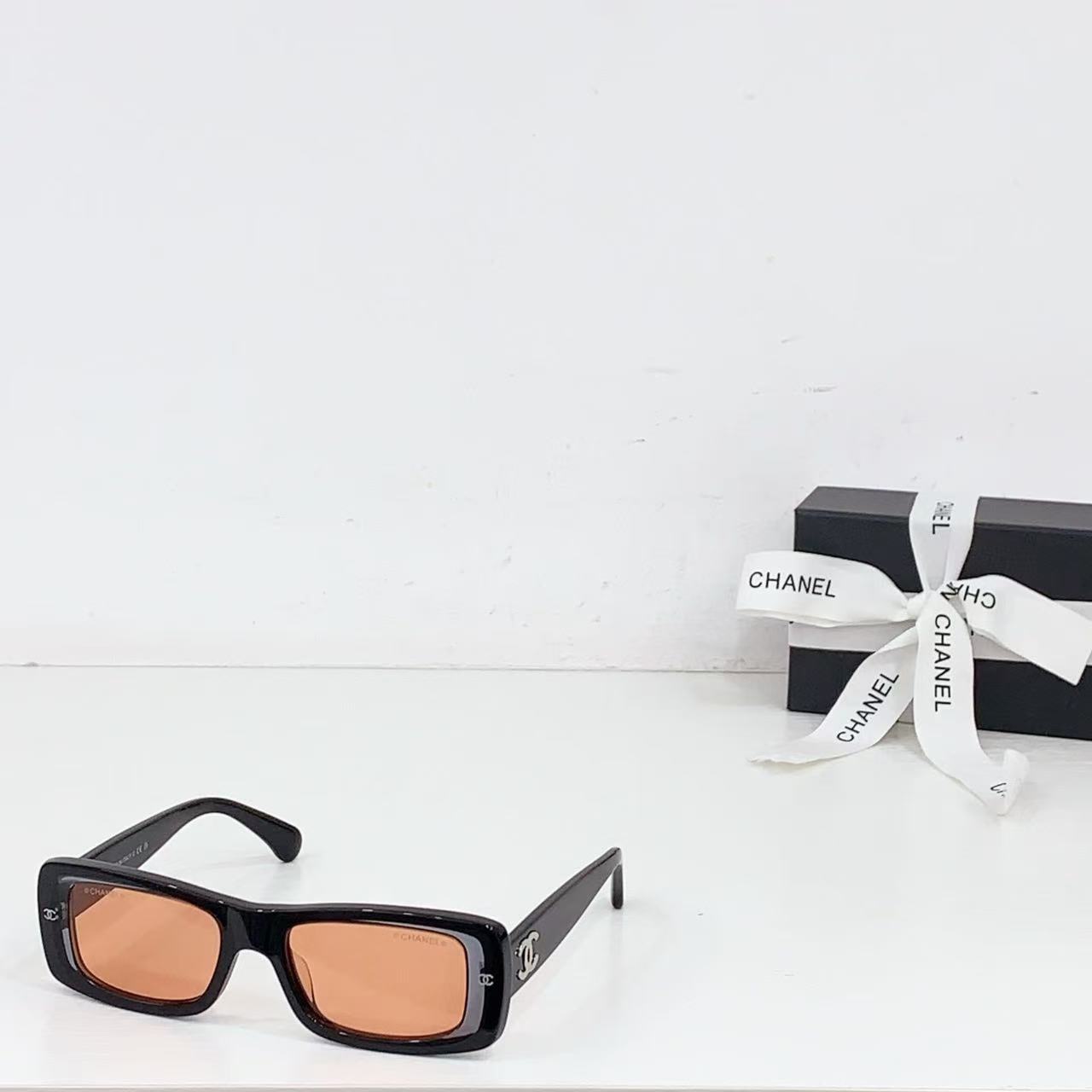 Chanel multicolored sunglasses