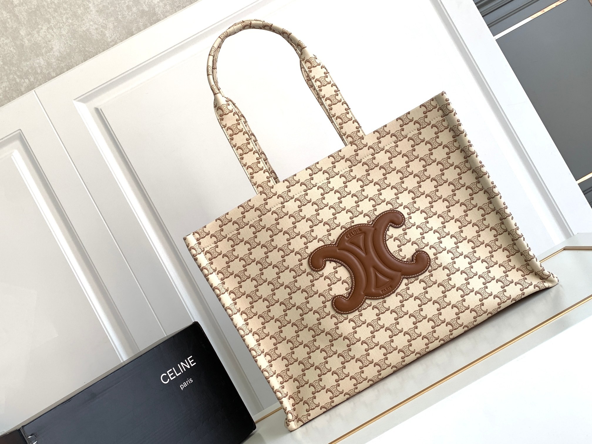 Celine 23s tote cacbs thais bag