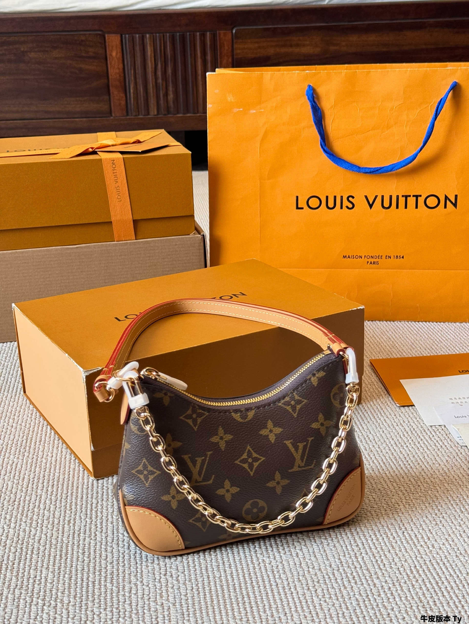 LV Boulogne messenger bag
