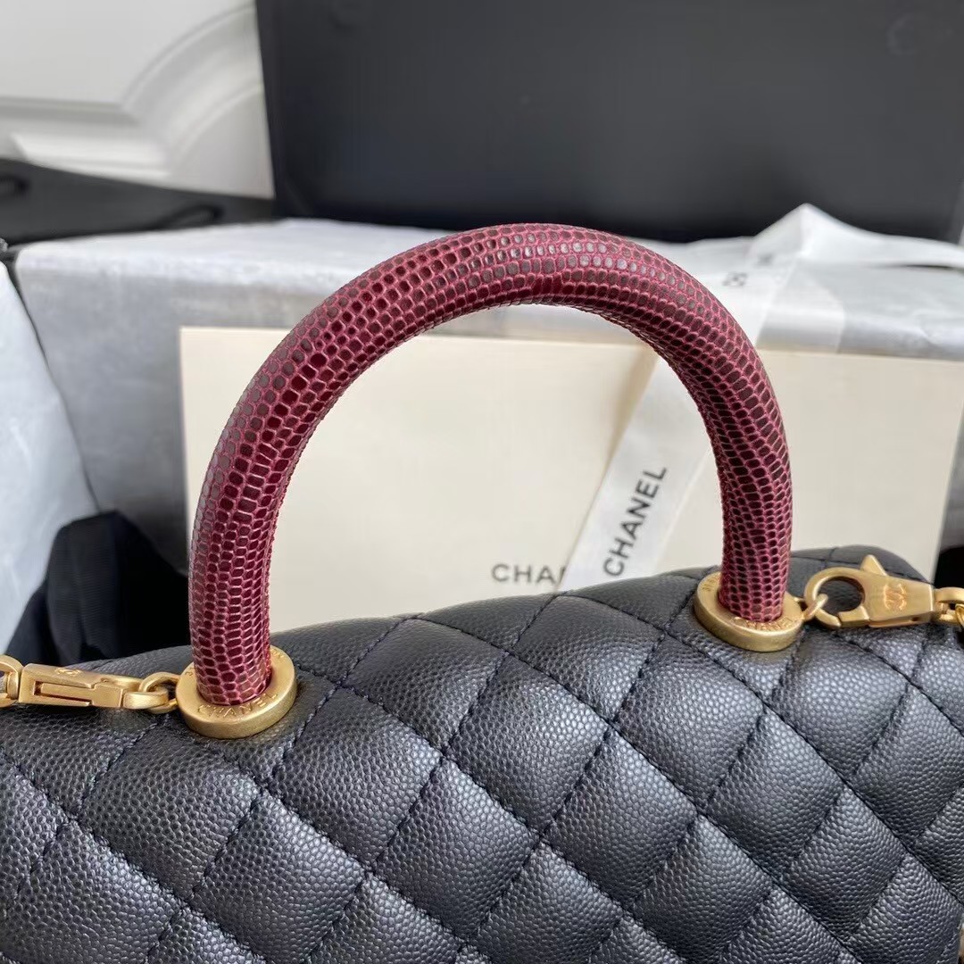 Top version chanel shoulder leather bag