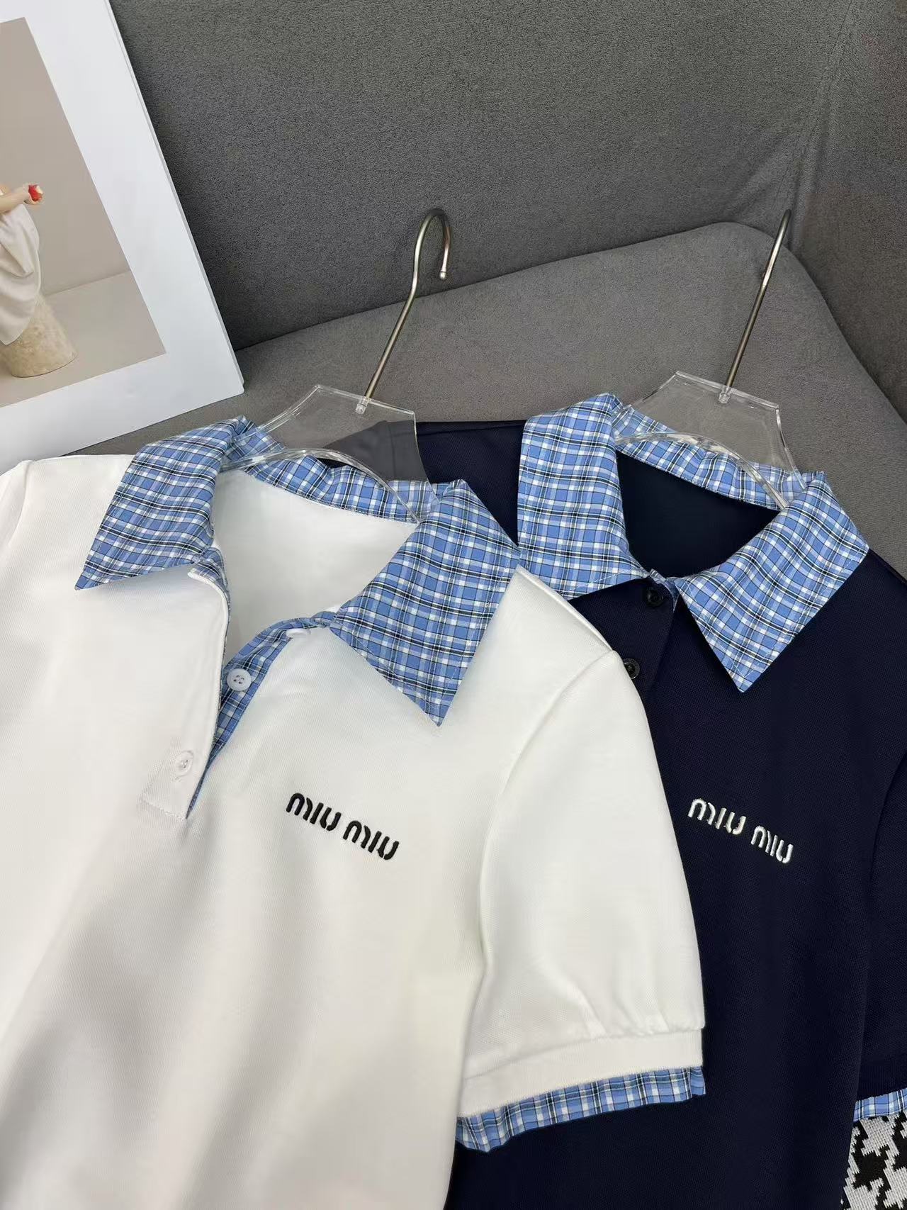 MIUMIU short-sleeved suit