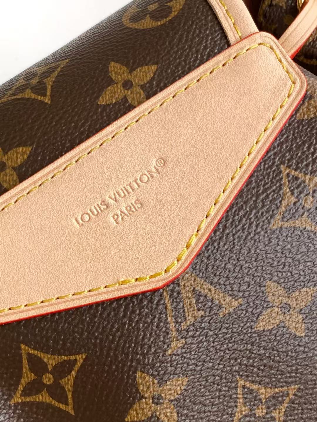 High-quality LV Odysee single-shoulder bag