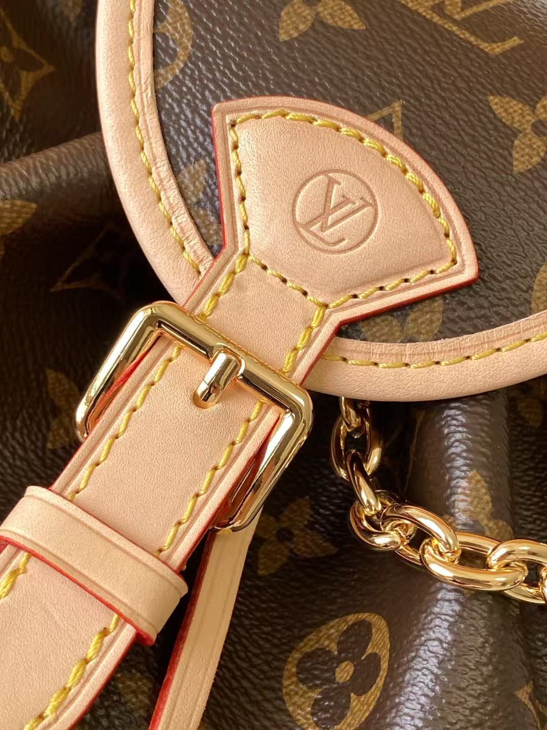 High-quality LV Odysee single-shoulder bag