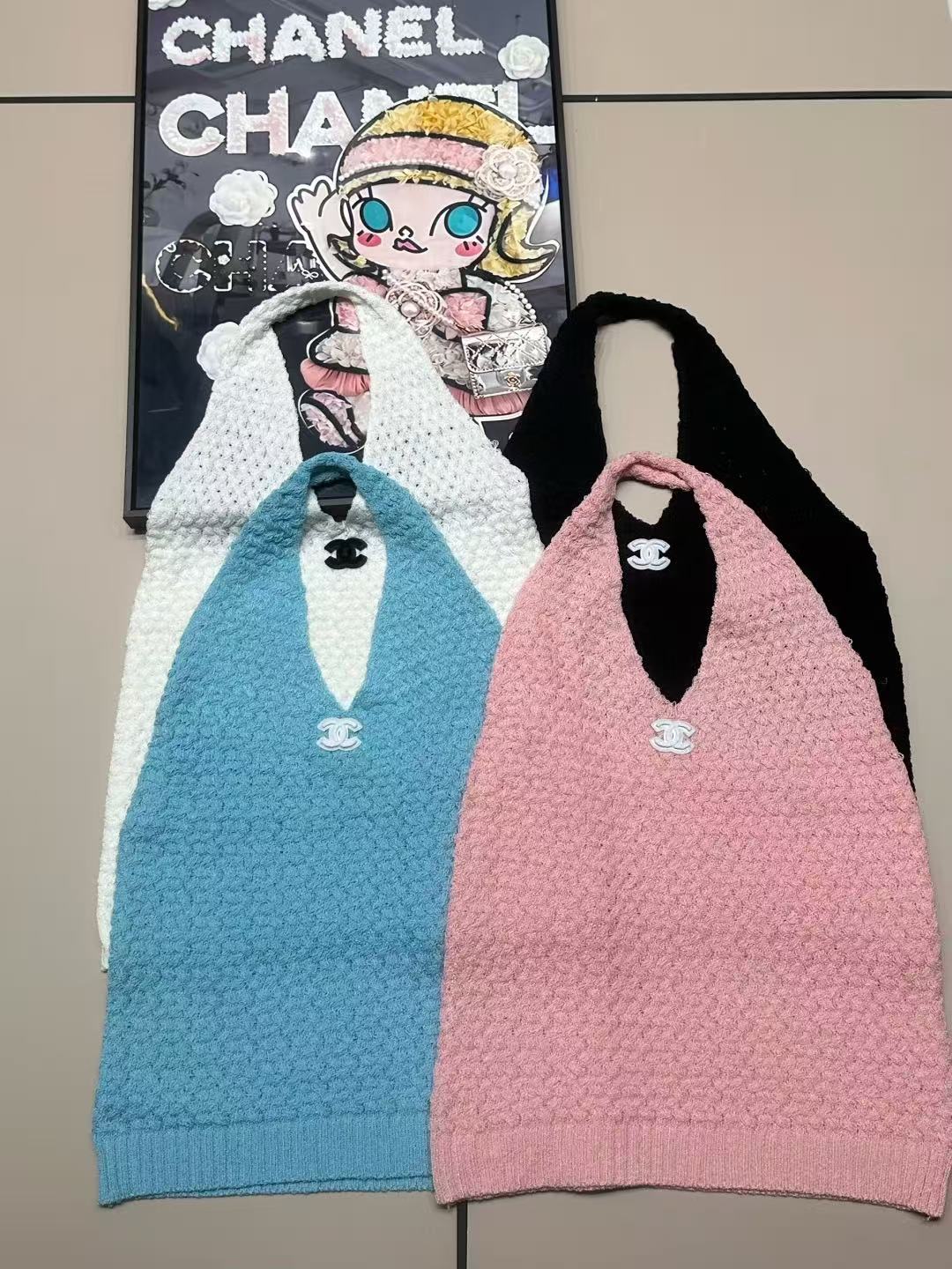 Chanel knitted vest
