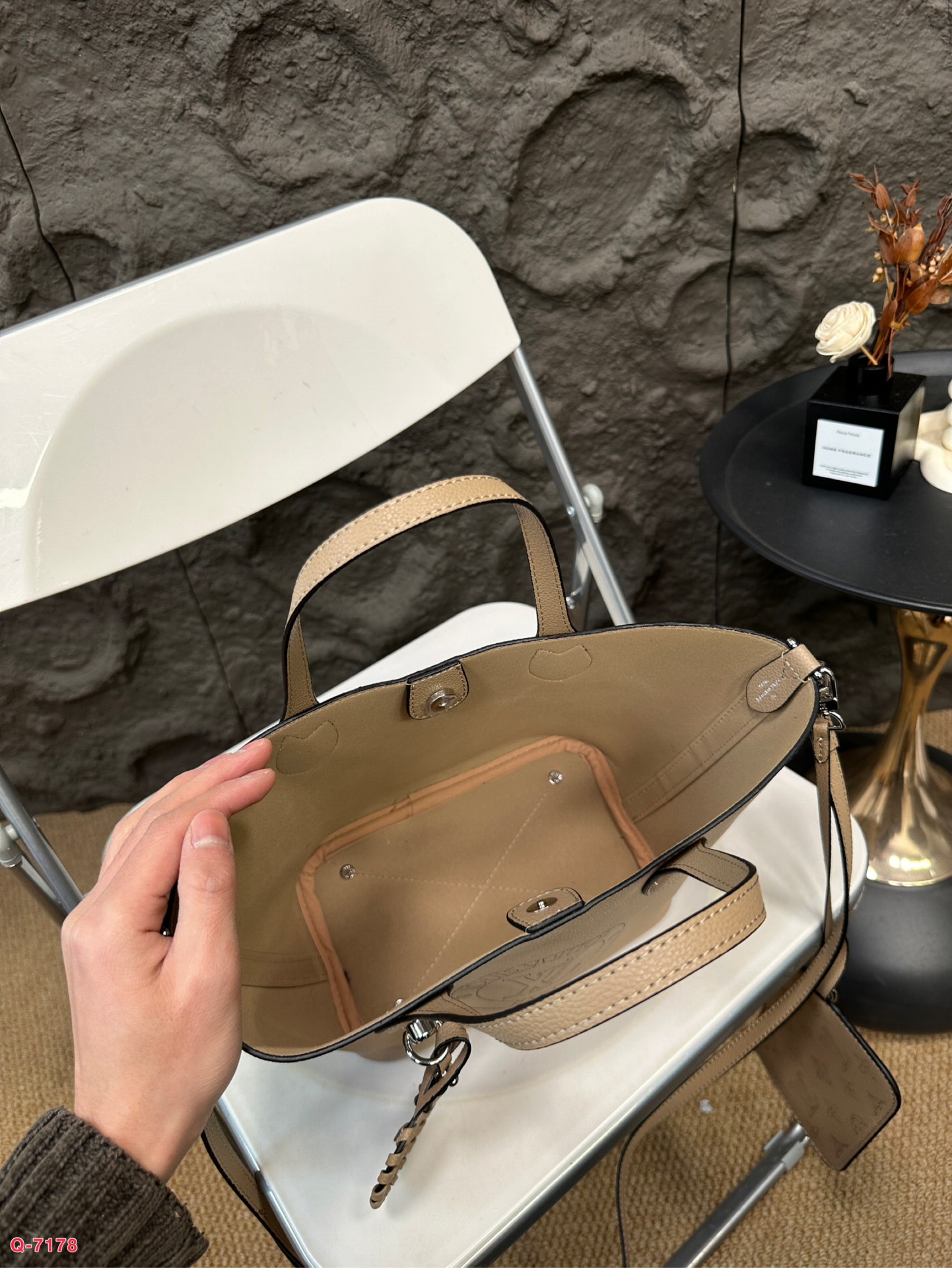 LV blossom PM bucket handbag