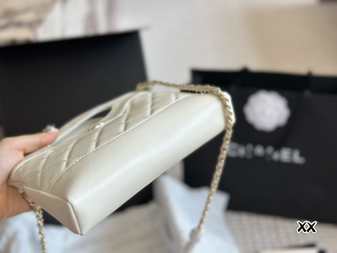 Chanel Mini 31 bag