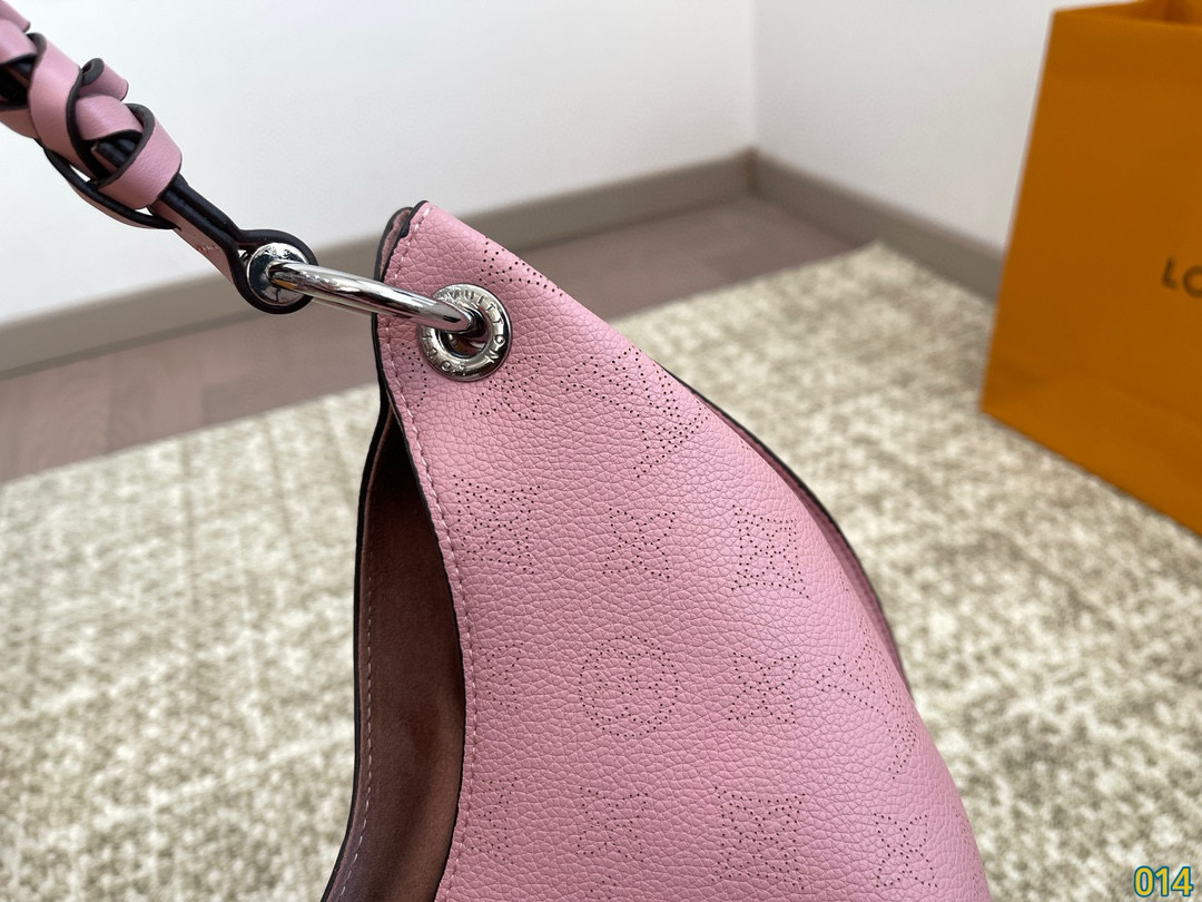 LV hand-held woven tote bag