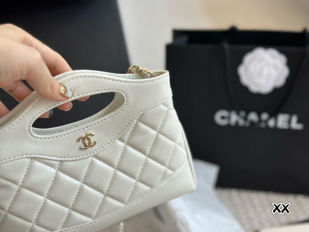 Chanel Mini 31 bag