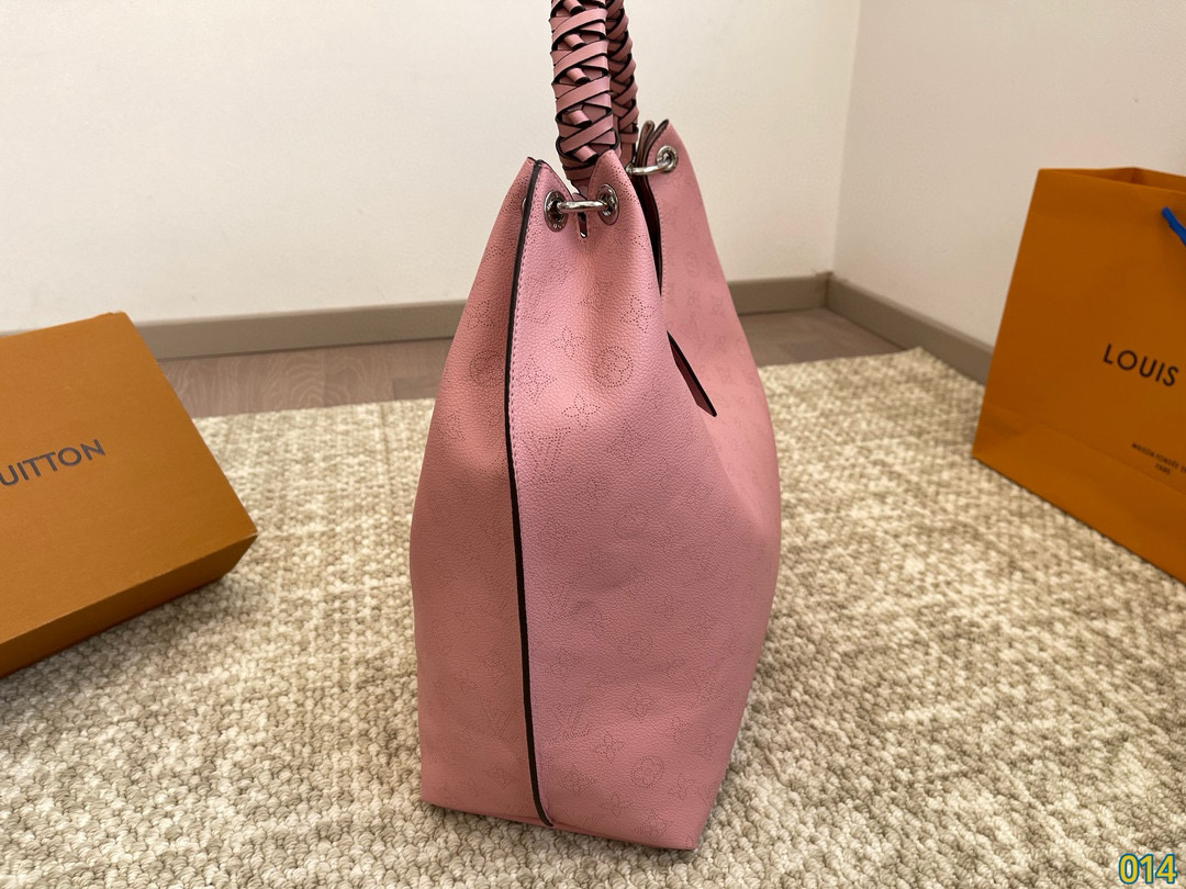LV hand-held woven tote bag
