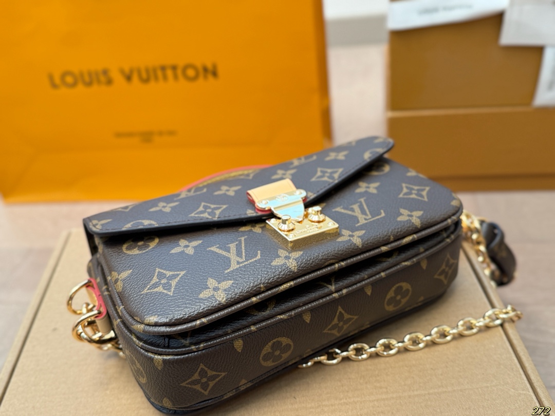LV pochette metis east west monogram message bag
