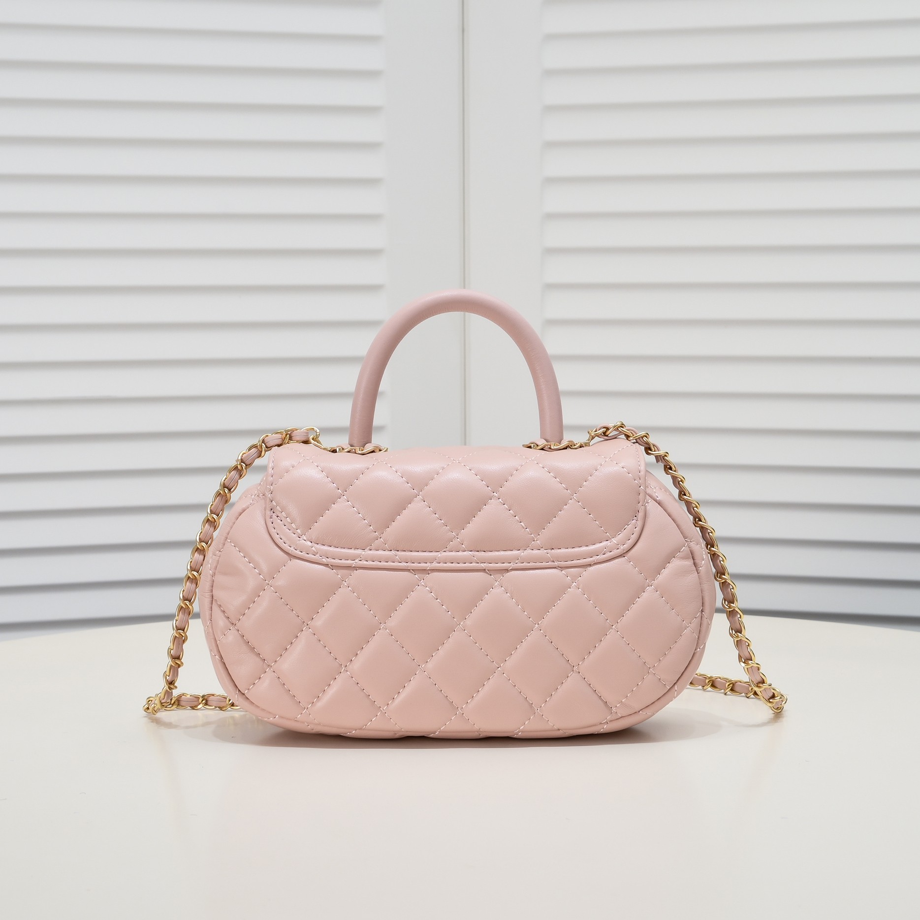 Chanel coco handle