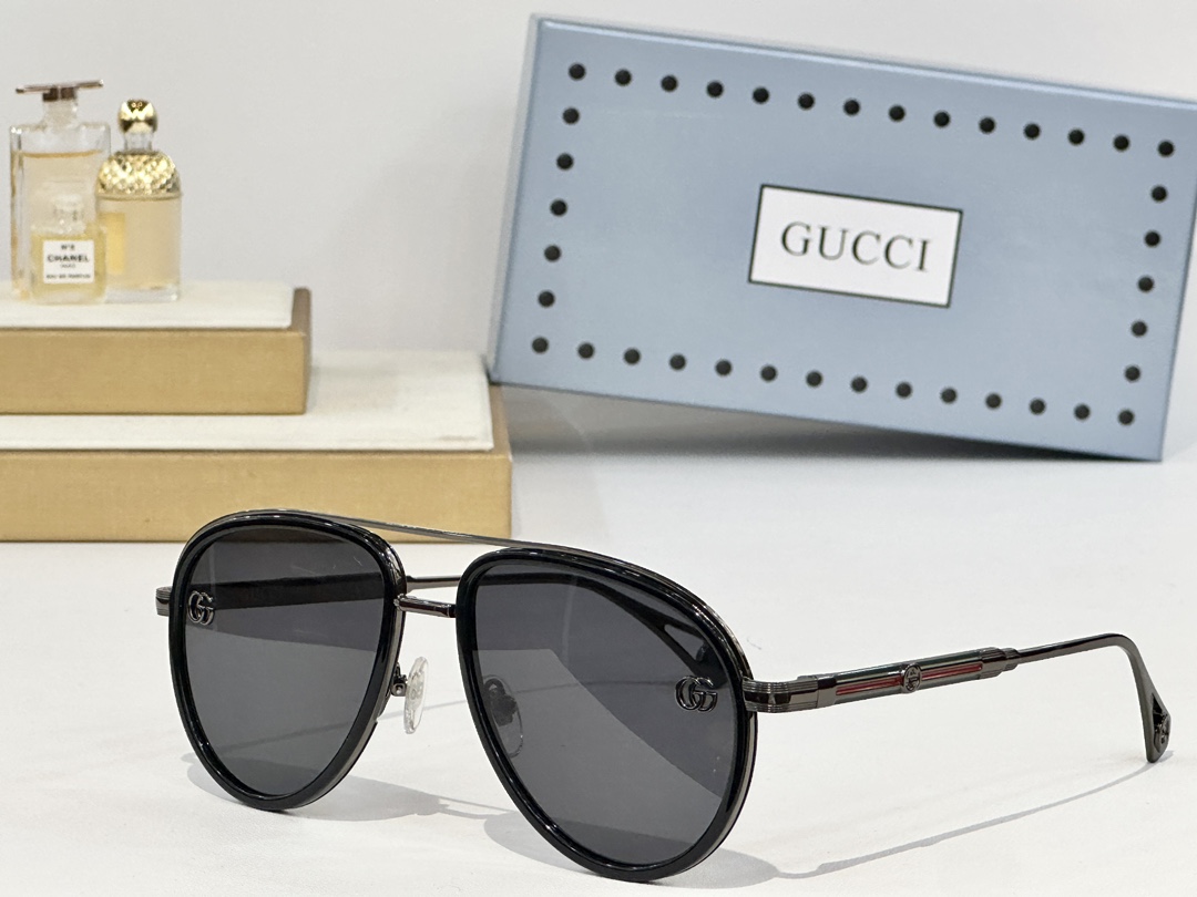 Gucci fashion sunglasses