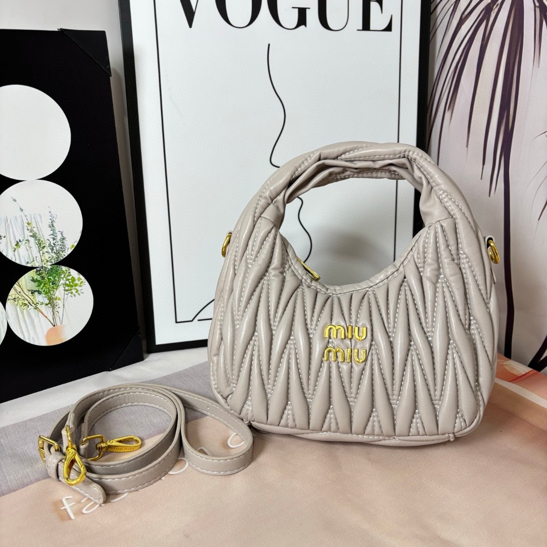 MIUMIU handbag 8A quality
