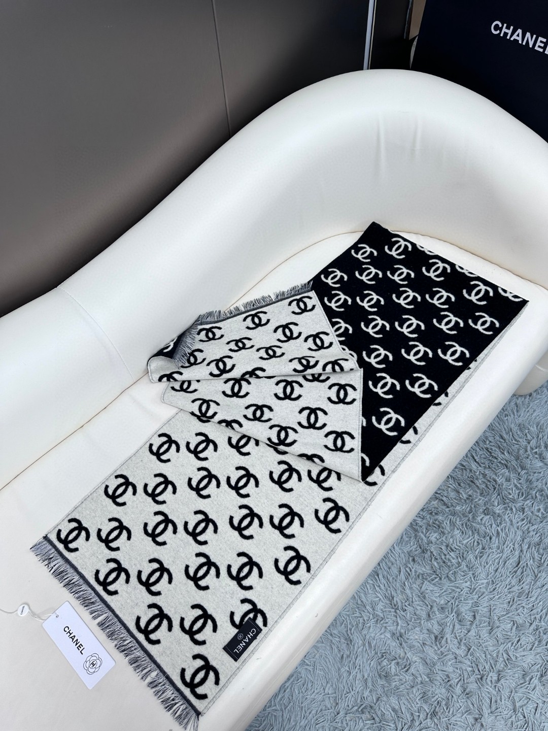 CHANEL double-sided scarf shawl