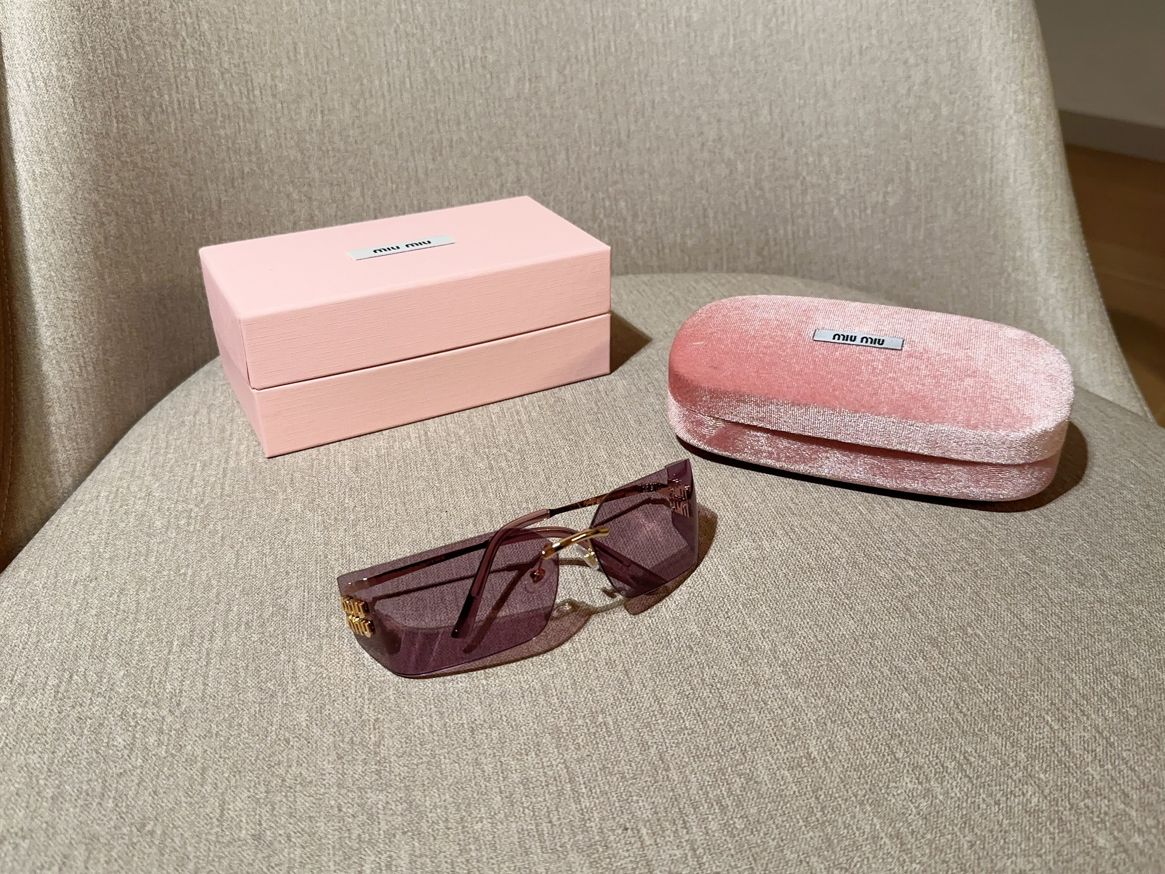 MIUMIU sunglasses