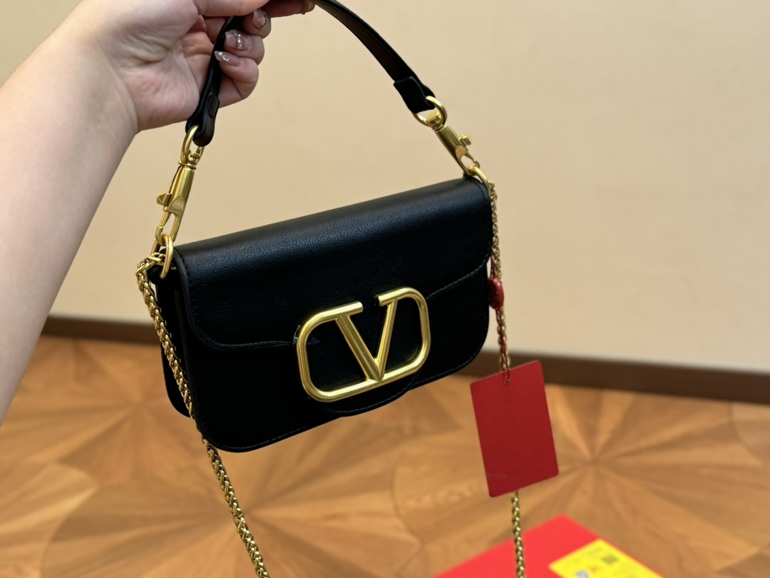 Valentino hand-held shoulder bag