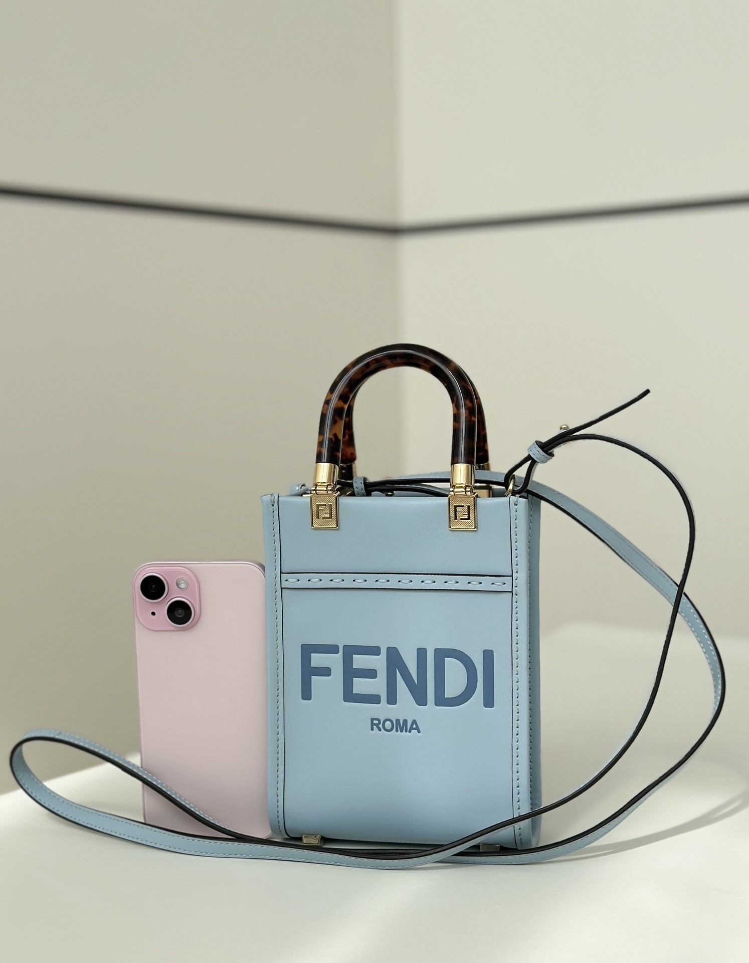 Fendi cowhide leather shoulder bag