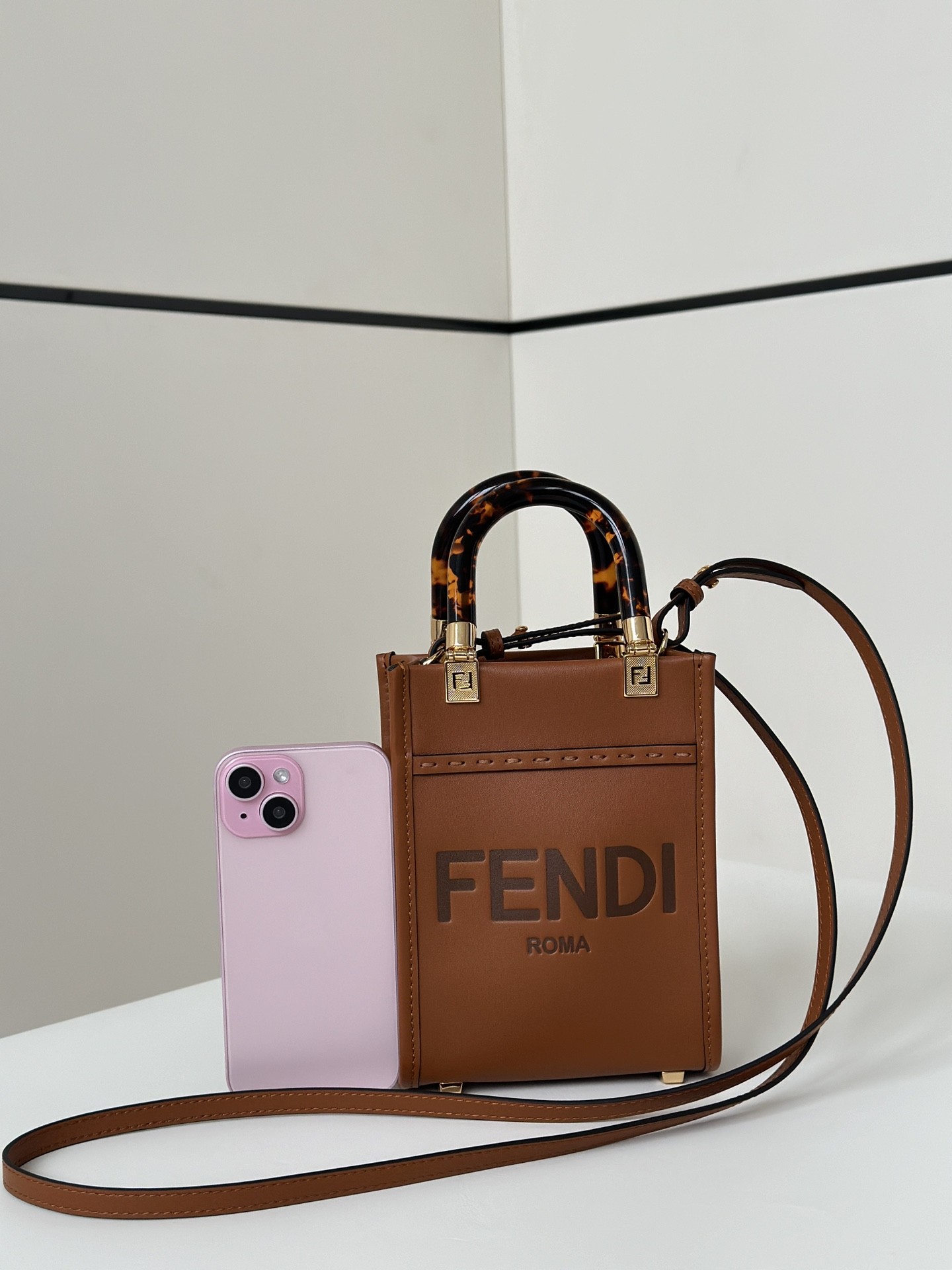 Fendi cowhide leather shoulder bag