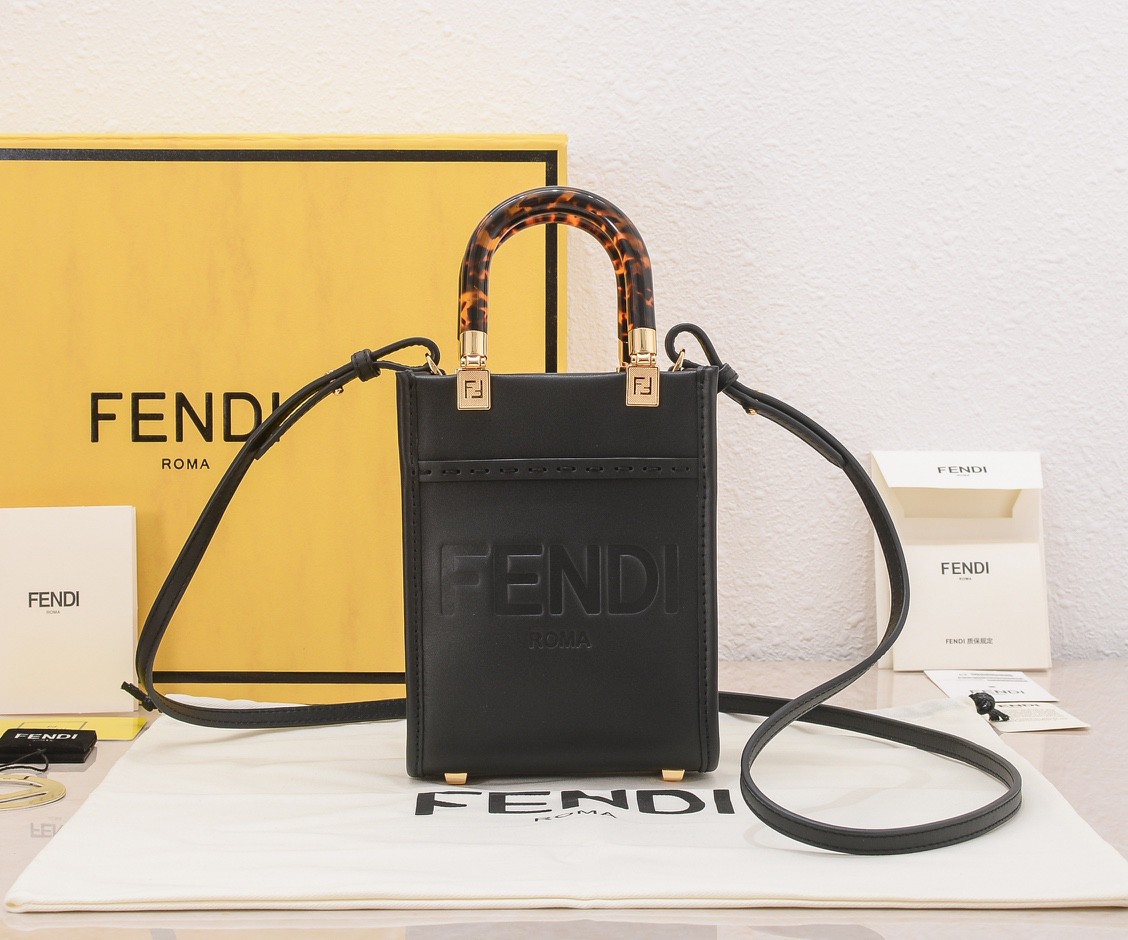Fendi sunshine crossbody bag