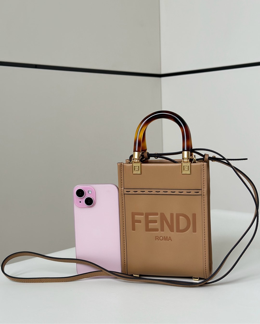 Fendi cowhide leather shoulder bag