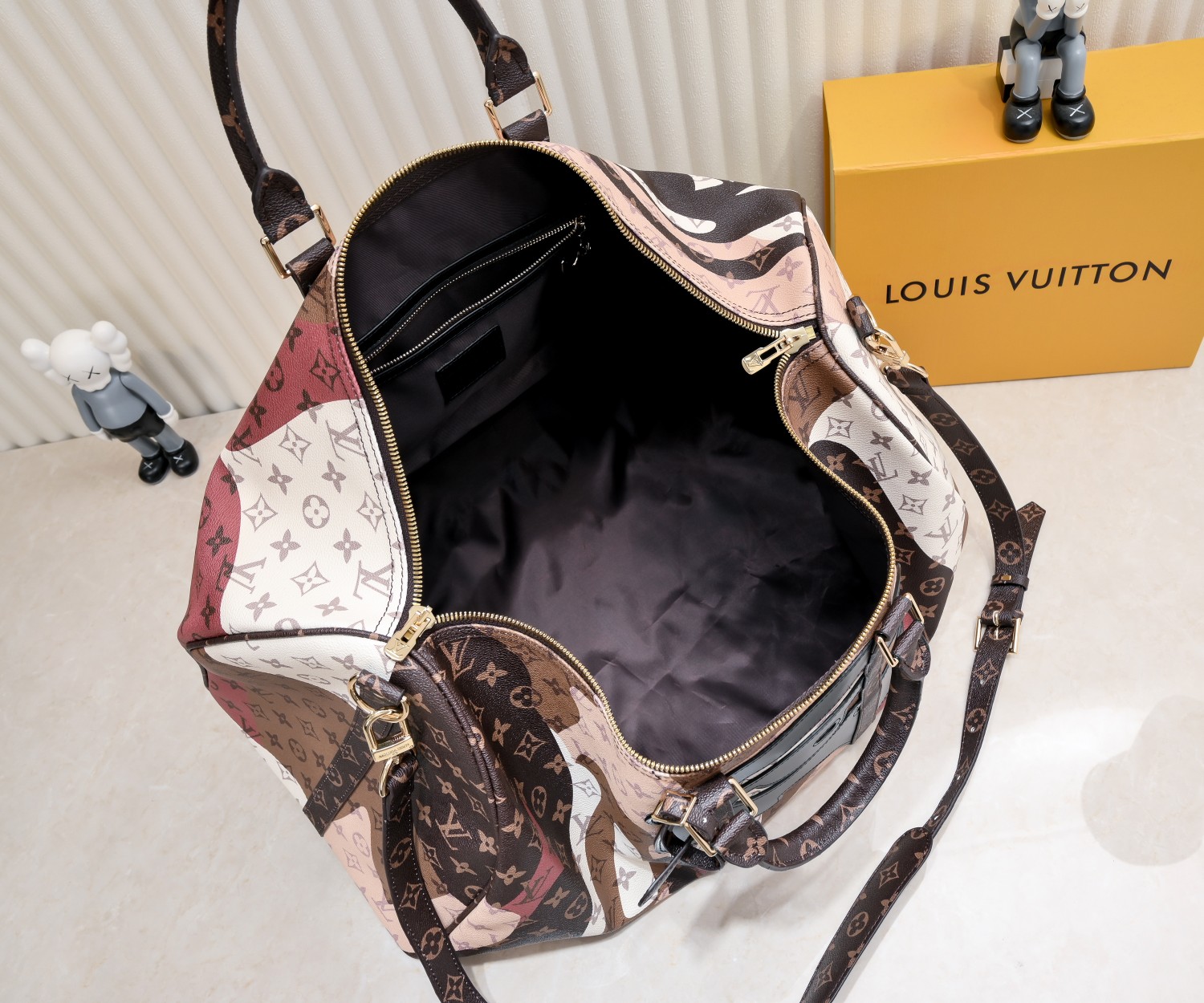 LV Keepall Bandoulière55 Portrait Monogram bag