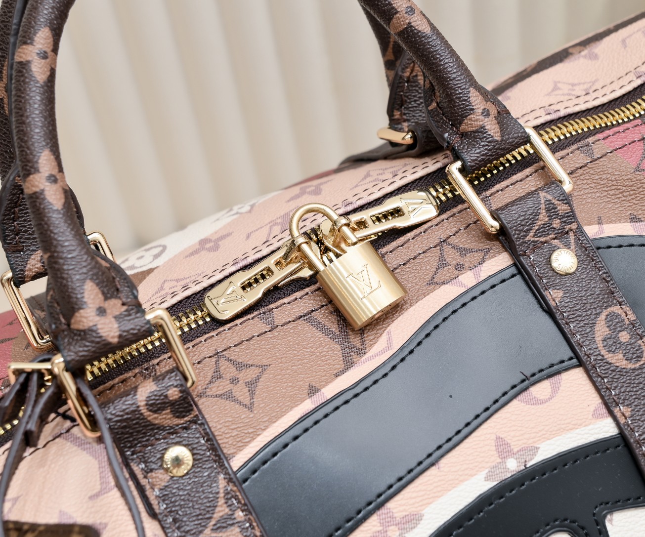 LV Keepall Bandoulière55 Portrait Monogram bag