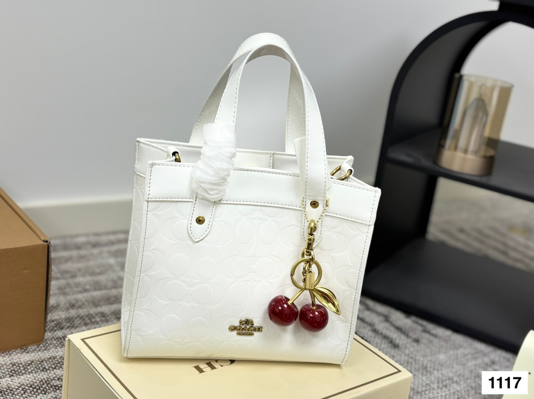 Coach Tote bag